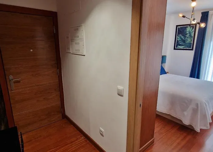 Appartamento Lugar De Alegria, Pegado A Playa, 2 Hab, 6 P, Wifi - Vut-4241-as