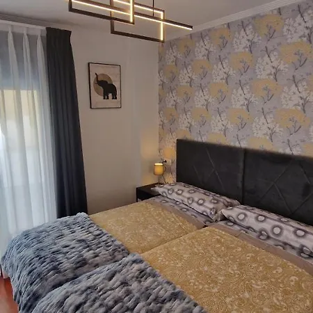 Apartamento Lugar De Alegria, Pegado A Playa, 2 Hab, 6 P, Wifi - Vut-4241-as